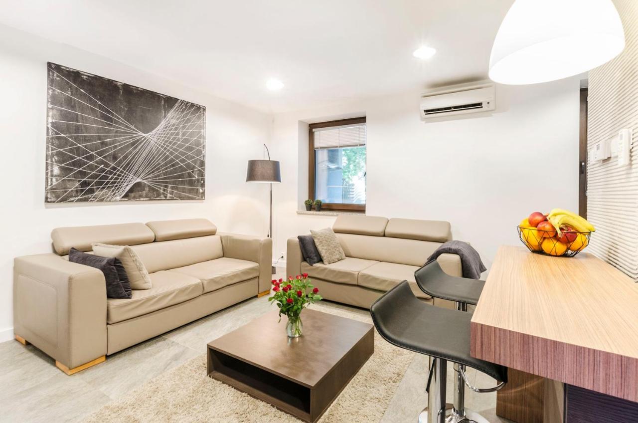 Lupoapartments Kosynierow Klimatyzacja Dostep Na Kod Łódź Esterno foto